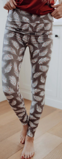 Custom Pine With Berries Legging PS - Keene's