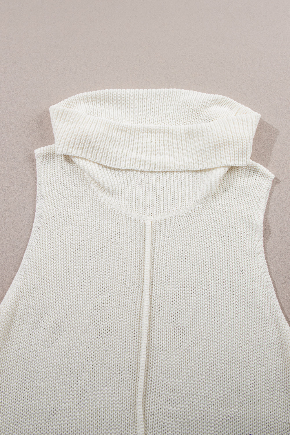 Central Seam Turtleneck Sleeveless Sweater Vest