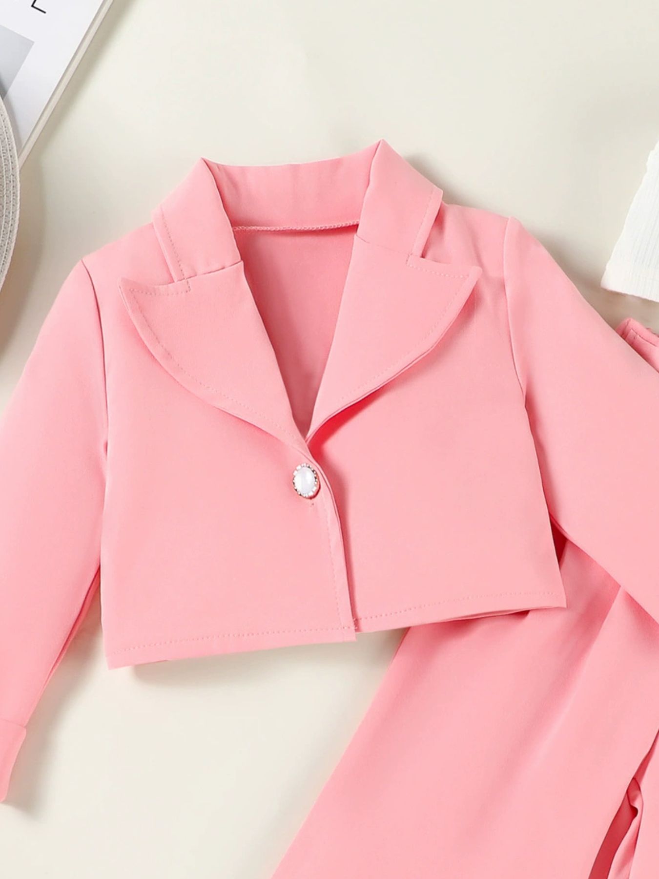 7634fa82-1414-446e-9a5e-5a8250d34450-Max