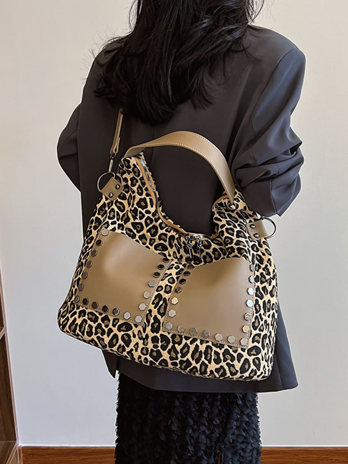 Leopard Polyester Shoulder Bag with Zippers