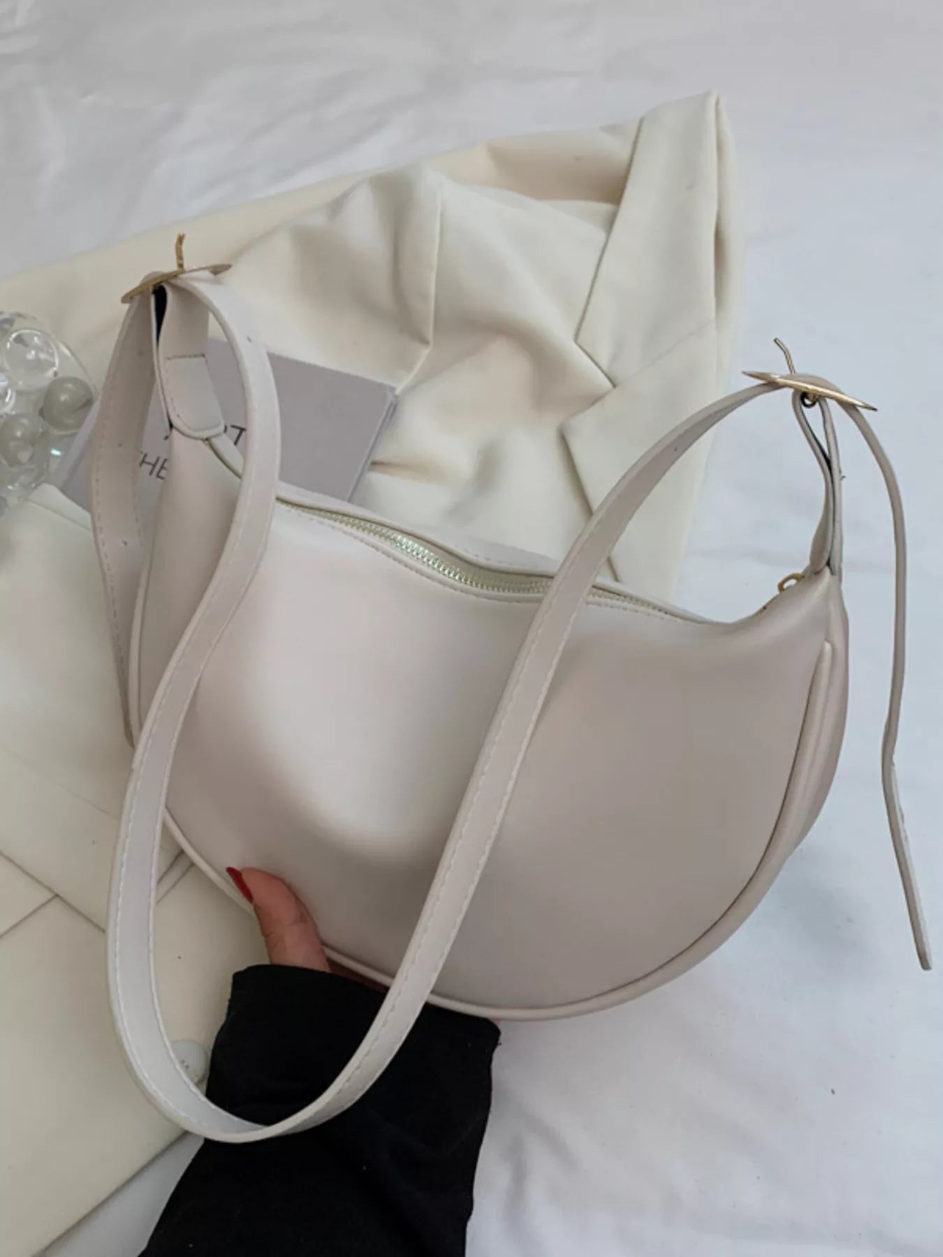 f50902df8e1c40369dad8929f03f3ba3-Max-Origin