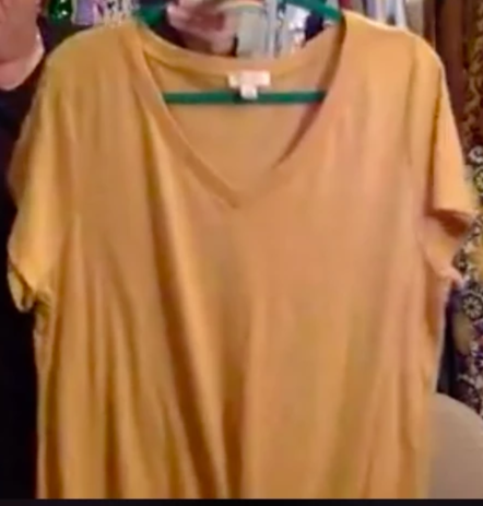 Gold 1X Short Sleeve Top With Knot - Keene's