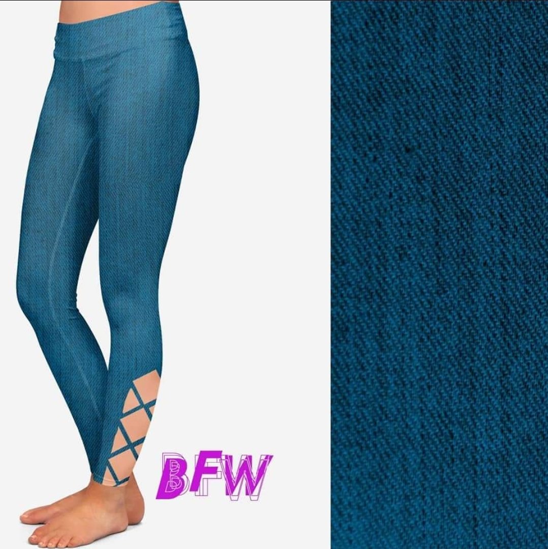 Light Denim criss cross leggings with pockets