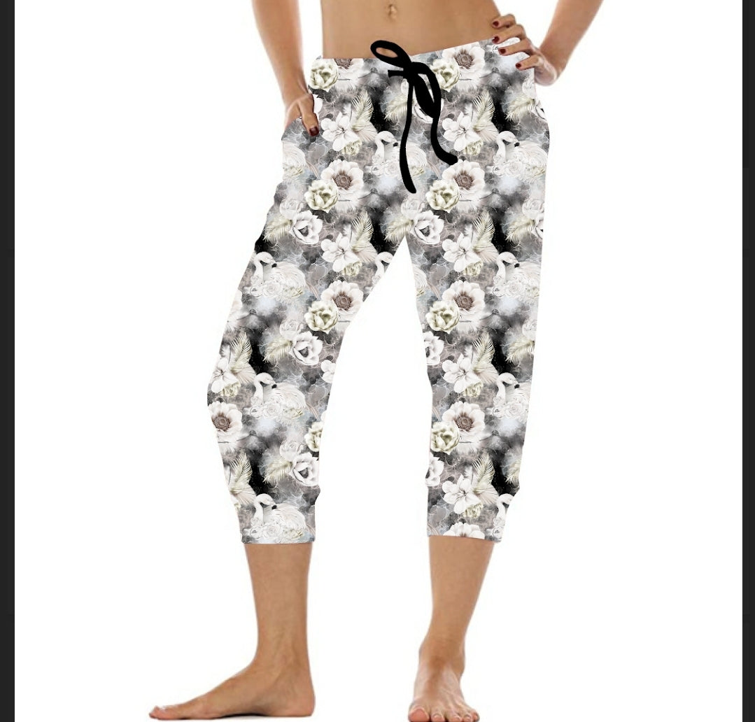 Floral swan Leggings with pockets