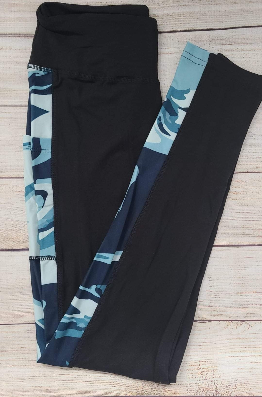 Teal Marble II leggings with pockets