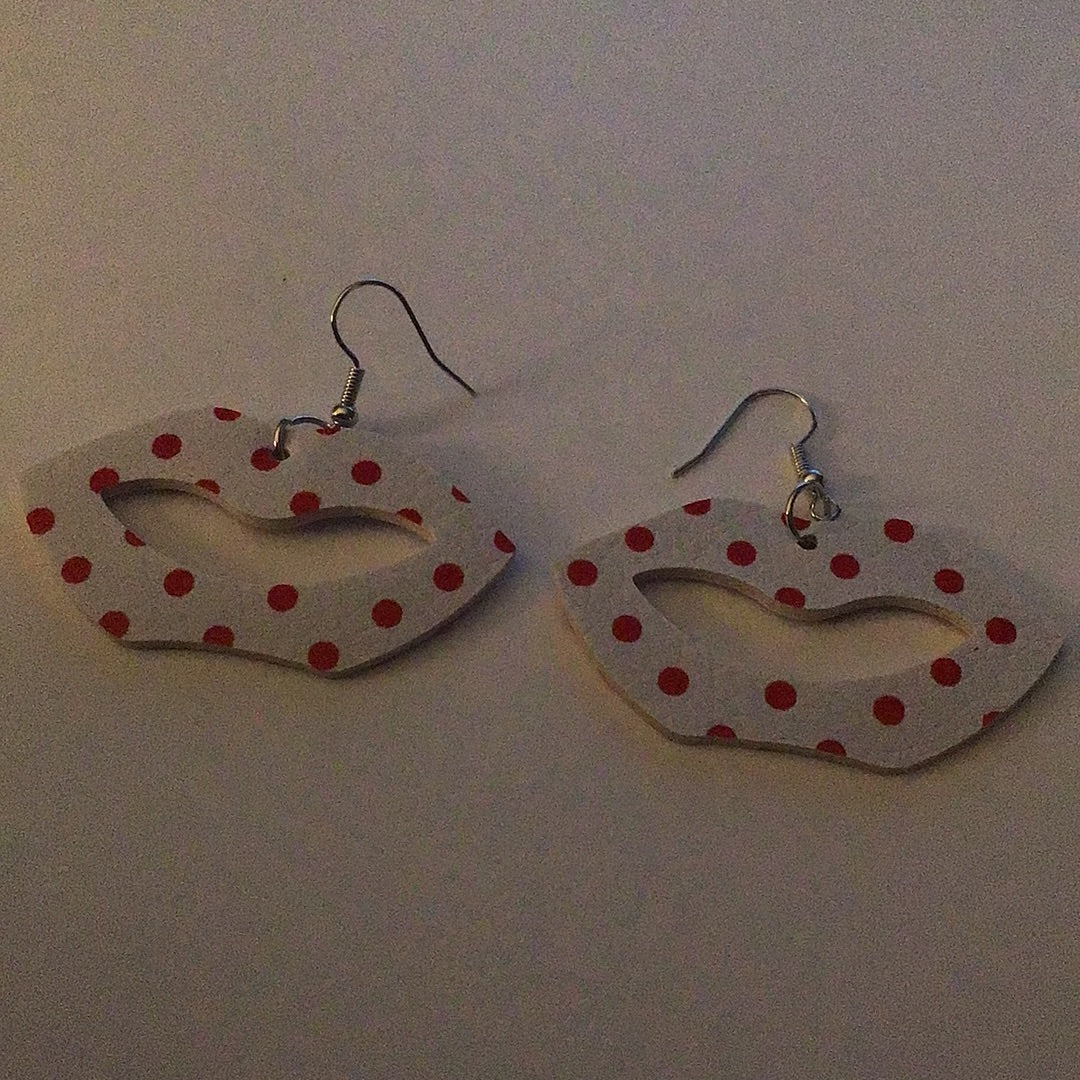 Heart Earrings - 2023 Collection - Lips White